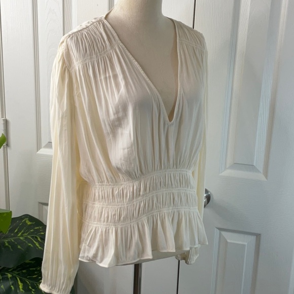 Universal Thread - Womens Flutter Long Sleeve Blouse Size XL - Picture 3 of 9